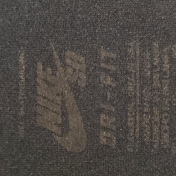 (3 For $20) Nike T-shirt - Picture 3 of 4